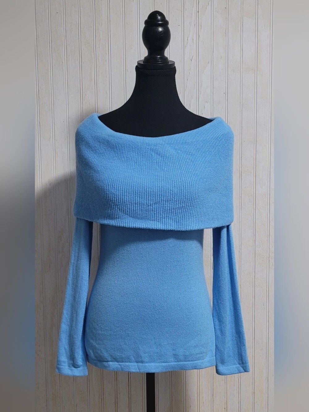 Lilly Pulitzer Christin Off The Shoulder Sweater in Sky Blue Size S